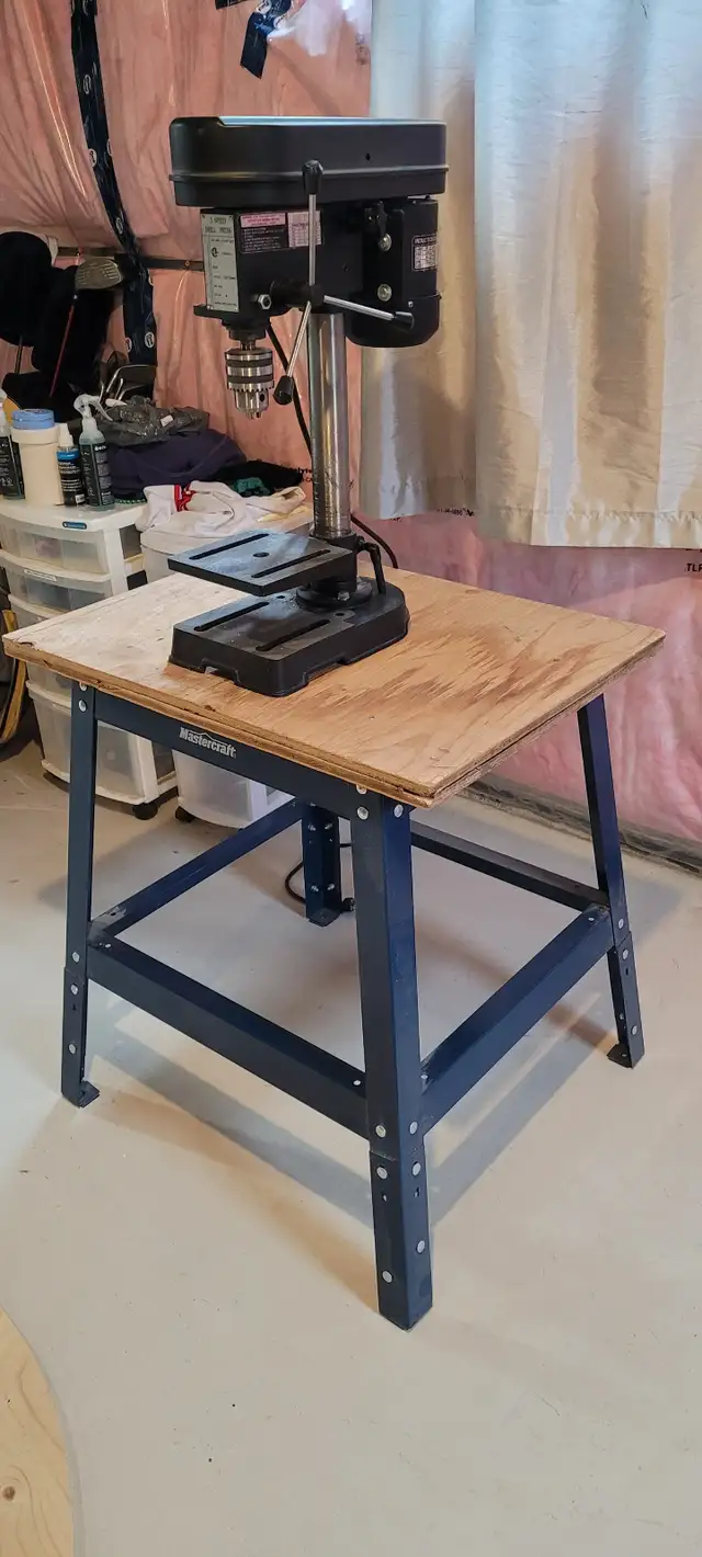 Work Bench, 29.75" high in Tool Storage & Benches in London - Image 3