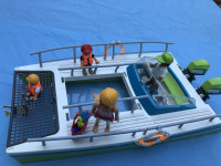 Playmobil- Catamaran avec touristes et fonds marins.