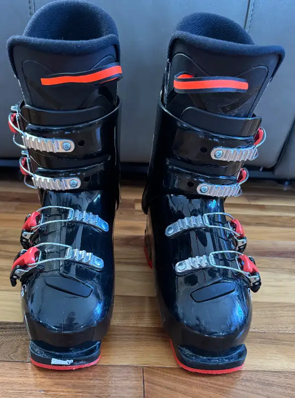 Rossignol J4 Junior  Ski Boots in Ski in Strathcona County - Image 4