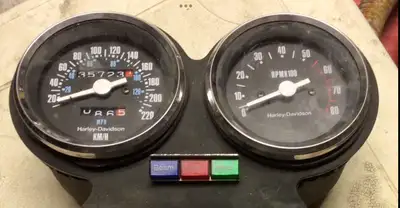 1983-1989 Harley-Davidson FXR FXRP FXRS Speedometer Tachometer $500CAD OEM used condition Canadian K...