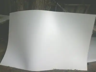 prix afficher est pour 1 feuille 50’’x 80’’(4'2'' x 6'8'') épaisseur aprox 1/16 JE NE RÉPOND PAS AU...