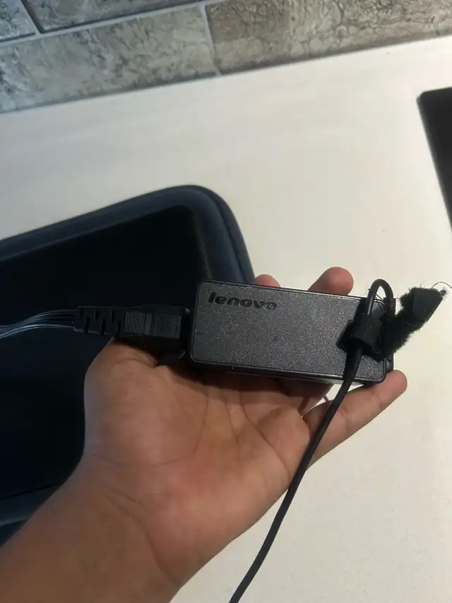 Chromebook leveno(CASH ONLY)557921808071403523