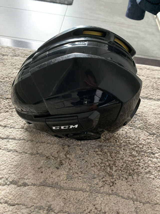 Casque hockey CCM garçon 5-8 dans Hockey  à Ouest de l’Île