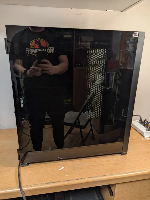 Corsair iCUE 7000X RGB Tempered Glass PC Case in System Components in Kitchener / Waterloo - Image 7