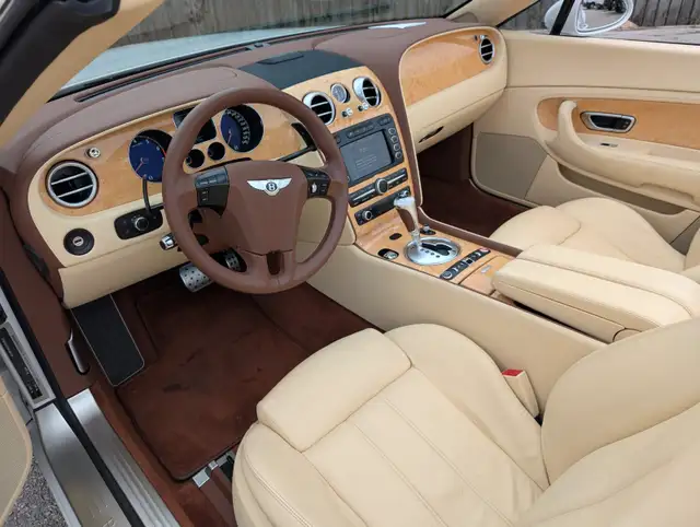2009 Bentley GTC in Cars & Trucks in Edmonton - Image 6