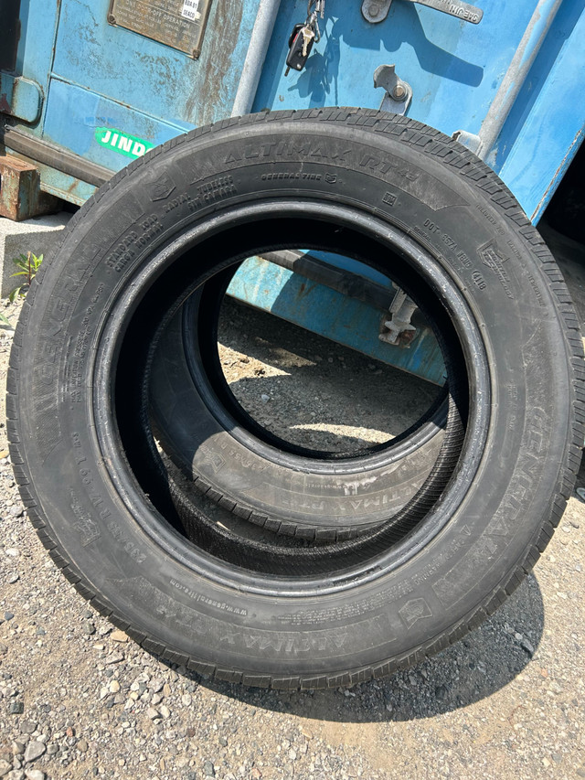 2x - 235/55R17 General Altimax RT43 used tires in Tires & Rims in London