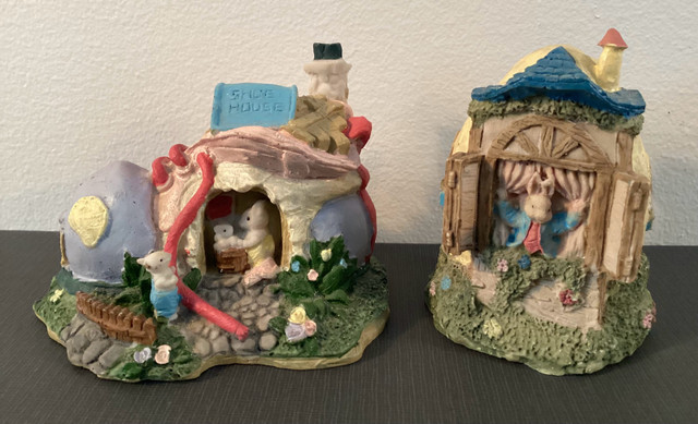 EASTER #10:  2 Darling Miniature Easter Bunny "Homes" Figurines dans Fêtes et événements  à Ouest de l’Île