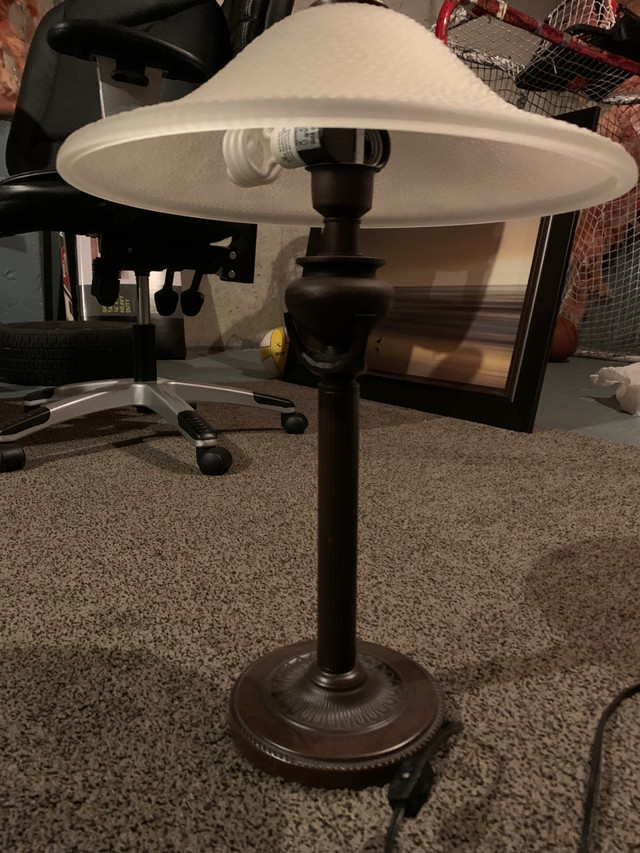 ONLY $25! TABLE LAMP-ALMOST NEW! METAL/GLASS/WOOD-PERF. COND. in Indoor Lighting & Fans in City of Toronto - Image 2