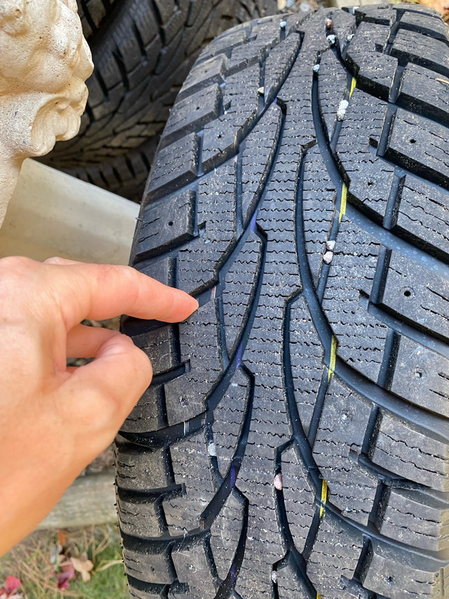 14” winter tires on rims  in Tires & Rims in Muskoka - Image 2