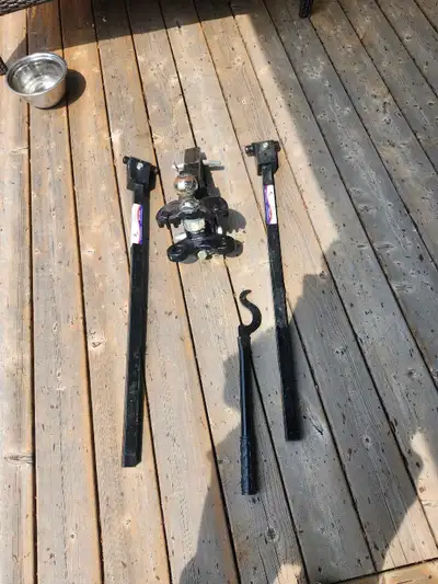 This Fastway weight distribution hitch is available for sale and is in fair condition with some surf...