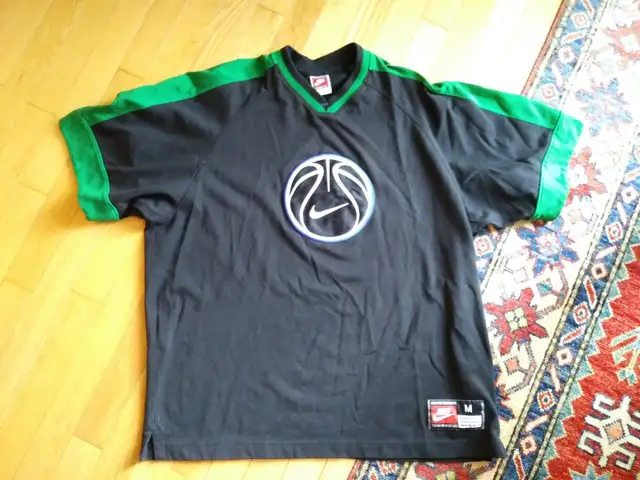 Vintage Nike Basketball Warm-Up Jersey Size Medium