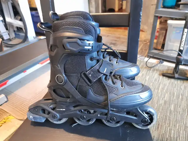 In-line skates / rollerblades, like new in Skates & Blades in City of Montréal - Image 2