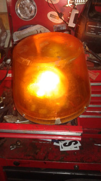 Large(9") orange strobe light WORKS GREAT