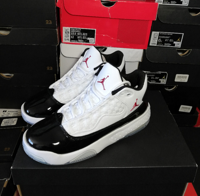 AIR JORDAN MAX AURA II "CONCORD" MEN'S SZ11 BRAND NEW IN BOX in Men's Shoes in Windsor Region - Image 2