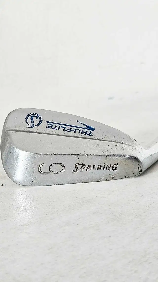 Spalding TRU-FLITE  Left Handed Golf Irons # 3, 5, 7, 9 in Golf in City of Montréal - Image 4