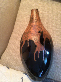 Stunning Black / Rust Designer Vase