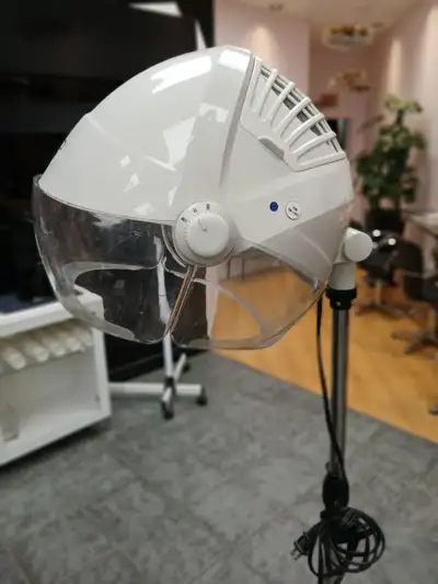 Babyliss  pro 2000 hooded dryer, View more