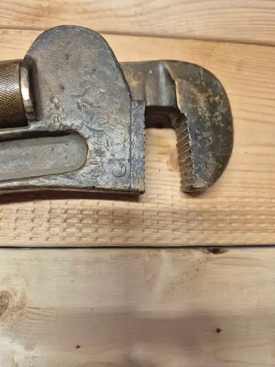 Random hand tools , View more