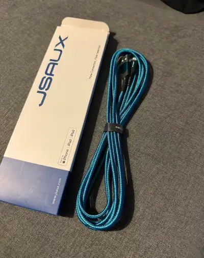 10FT LIGHTNING CHARGING CABLE – EXTRA LONG – NEW, View more