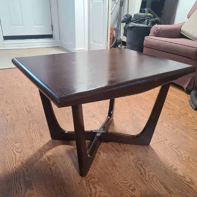 MCM Adrian Pearsall-Style Side Table in Coffee Tables in Markham / York Region