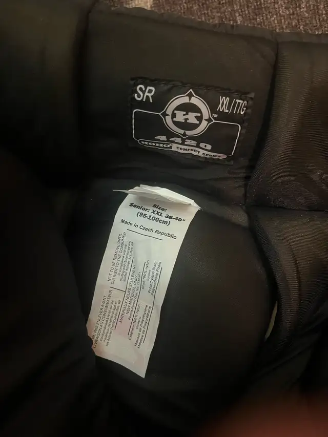 KOHO (SR) COMFORT SERIES PADDED HOCKEY PANTS/ GIRDLE in Hockey in Markham / York Region - Image 5