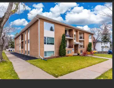 Capri Apartment (Nutana) has a recently redone second floor 2 bedroom apartment available. This unit...