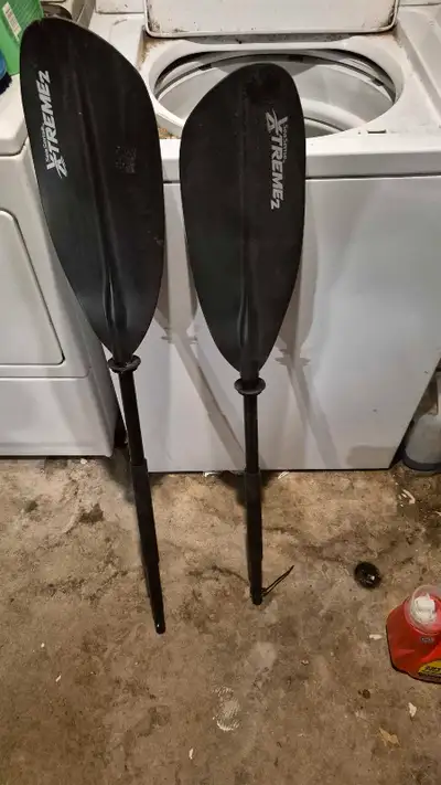 Get ready to paddle into adventure with these Xtremez kayak paddles! Being sold as a pair, these use...