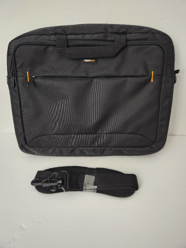 New, Amazon Basics 17.3-Inch Laptop Bag, Black in Laptop Accessories in City of Toronto