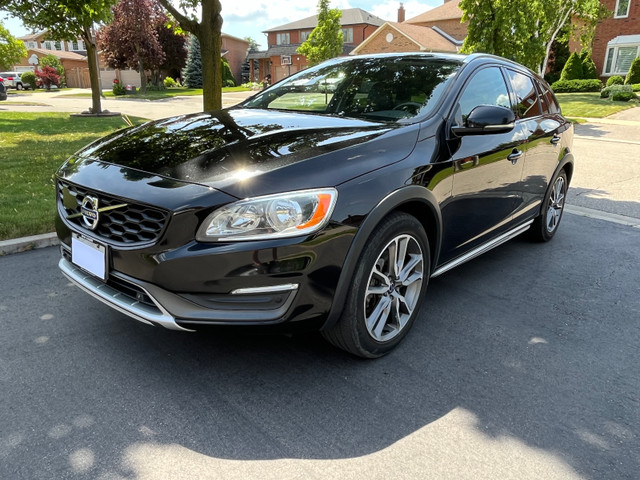 2016 Volvo V60 Cross Country Wagon T5 AWD in Cars & Trucks in Mississauga / Peel Region - Image 4