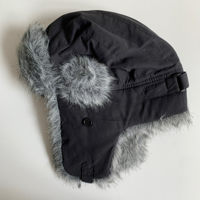 Big It Up Women’s Trapper Hat in Other in City of Toronto - Image 3