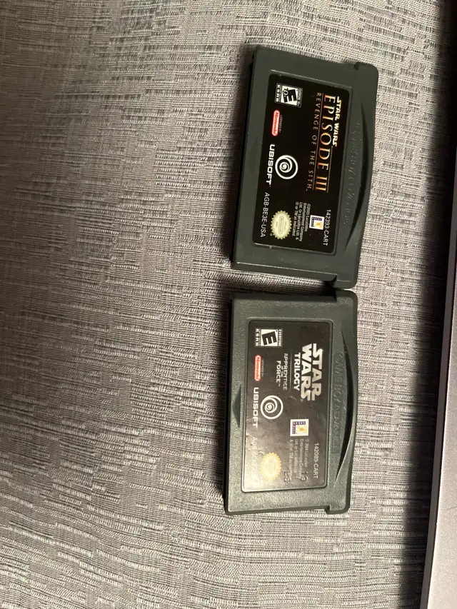 gameboy advance star wars episode III and trilogy cartridges  in Older Generation in Oakville / Halton Region - Image 2