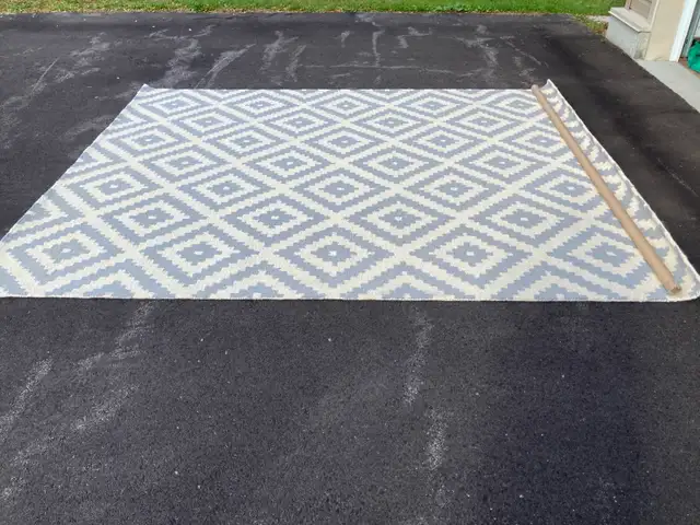 Brand New Wool Rug 7'6" x 9'6" in Rugs, Carpets & Runners in Ottawa - Image 3