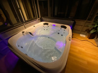 0% Financing - New Jacuzzi Brand 4-5 person hot tub