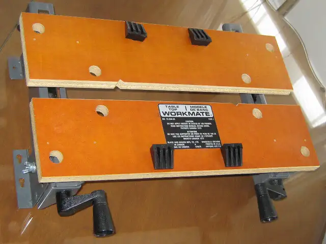 Outil Établi portatif B&D à l'état de neuf. in Tool Storage & Benches in Drummondville - Image 3