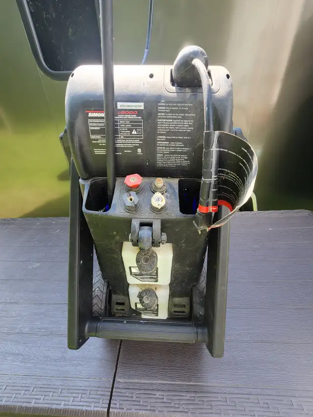 Simoniz S2000 Power Washer Corded W Foldable Handle in Outdoor Tools & Storage in Windsor Region - Image 6