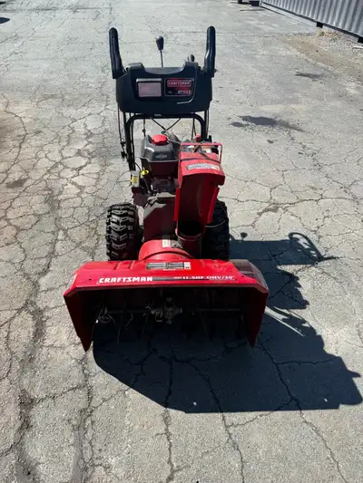 Craftsman snowblower. New carb kit and cleaning. Full tune up. Rust free machine. Good auger belts....