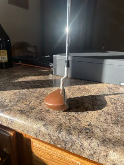 Right hand Golf trends 19* hybrid golf club. Men's standard length 40" . Steel shaft. Unique offset...