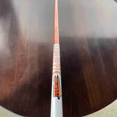 Graphite Design Tour AD-DI 6s in great condition 3 wood length with Titleist fairway wood adapter Fr...