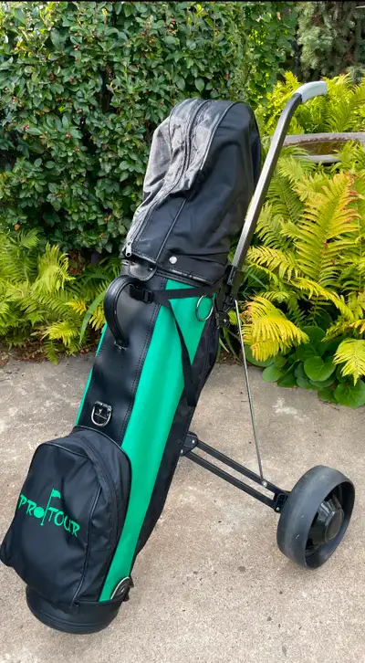 Golf Club Set, RH Junior, with Bag and Pull Cart., View more