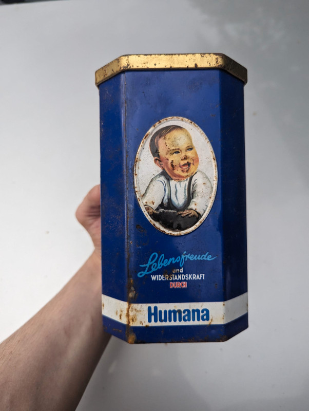 VINTAGE 1990's HUMANA BABY FORMULA MILK POWDER GERMANY TIN in Arts & Collectibles in Summerside - Image 4