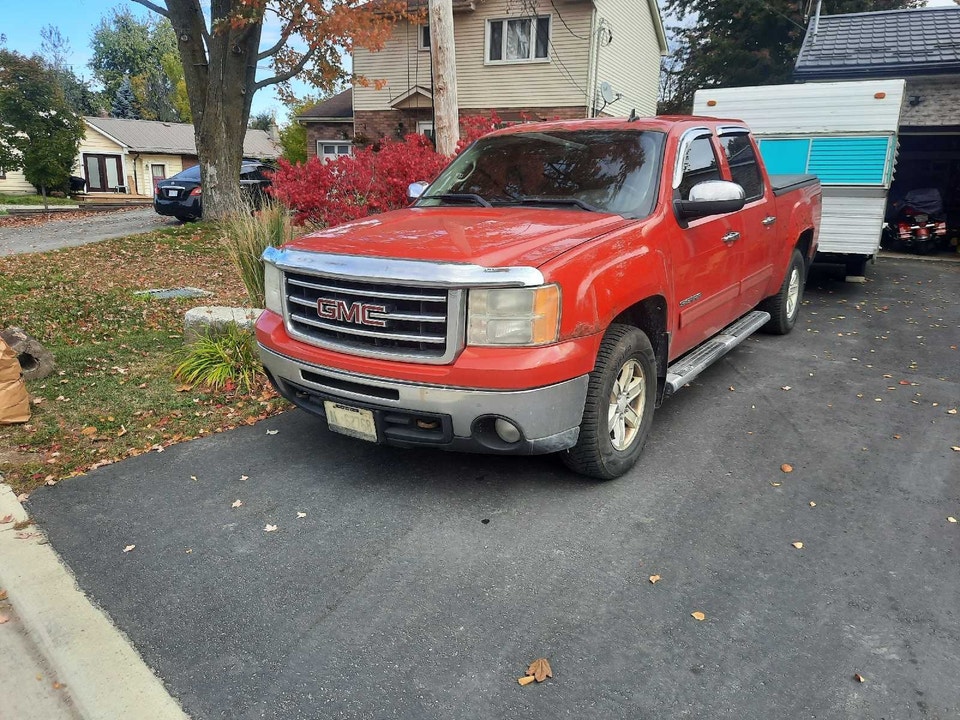 2012 GMC Sierra SLE Crew | Cars & Trucks | Mississauga / Peel Region ...