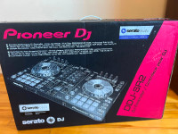DDJ-SR2 Contrôleur 2 canaux portable pour Serato DJ+ Gator Cases