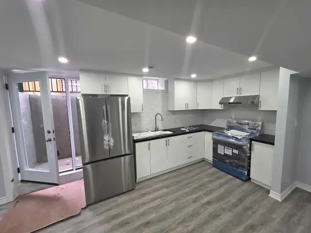 Kitchen and Basement Renovation Services in Renovations, General Contracting & Handyman in Oakville / Halton Region - Image 2