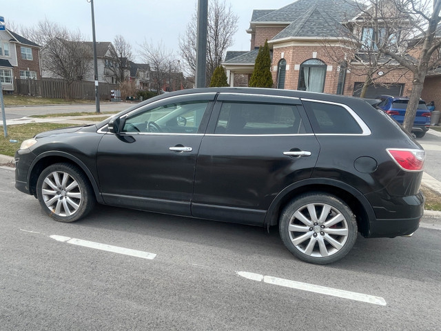car for sale - Mazda cx-9 2011 in Cars & Trucks in Mississauga / Peel Region - Image 2