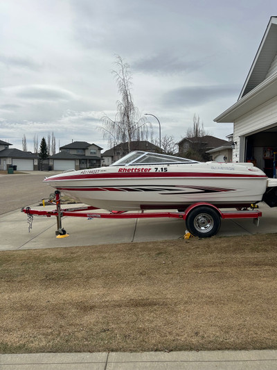Boat for sale in Red Deer