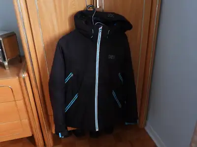 Manteau de skis de qualité, ajusté et extensible pour dame grandeur XL. Fermeture éclair scellé, pri...