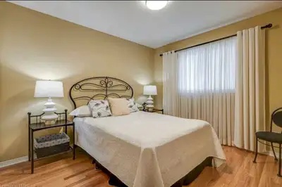 Private room for rent