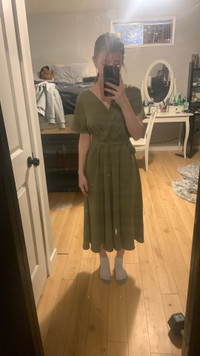 Green dress (size S)