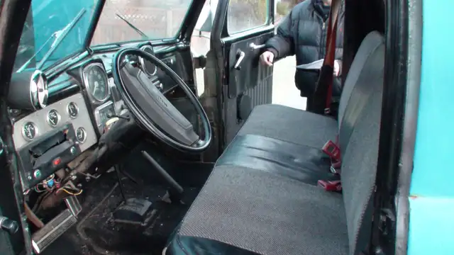 Sadly, I must divorce with my 1952 FARGO pick-up in Classic Cars in Kelowna - Image 8
