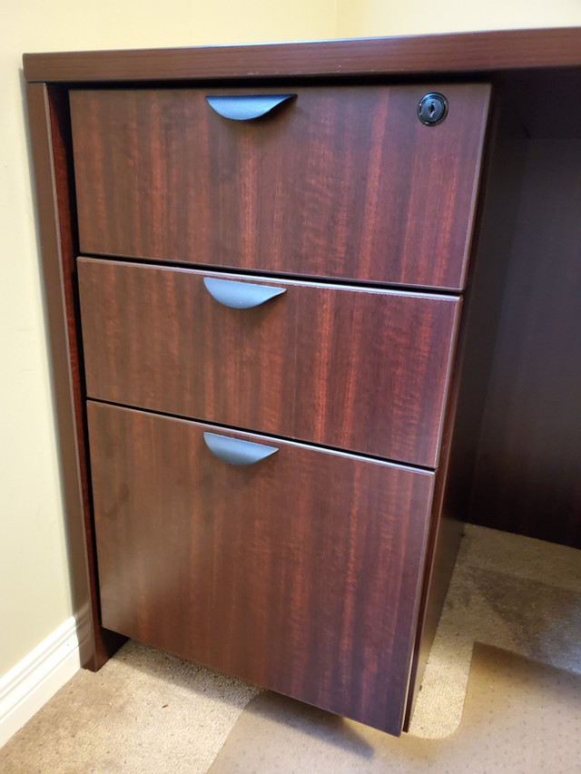 Office Desk Desks Calgary Kijiji